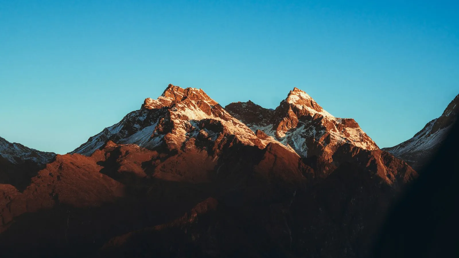 Nepal: visas, tax & cost of living