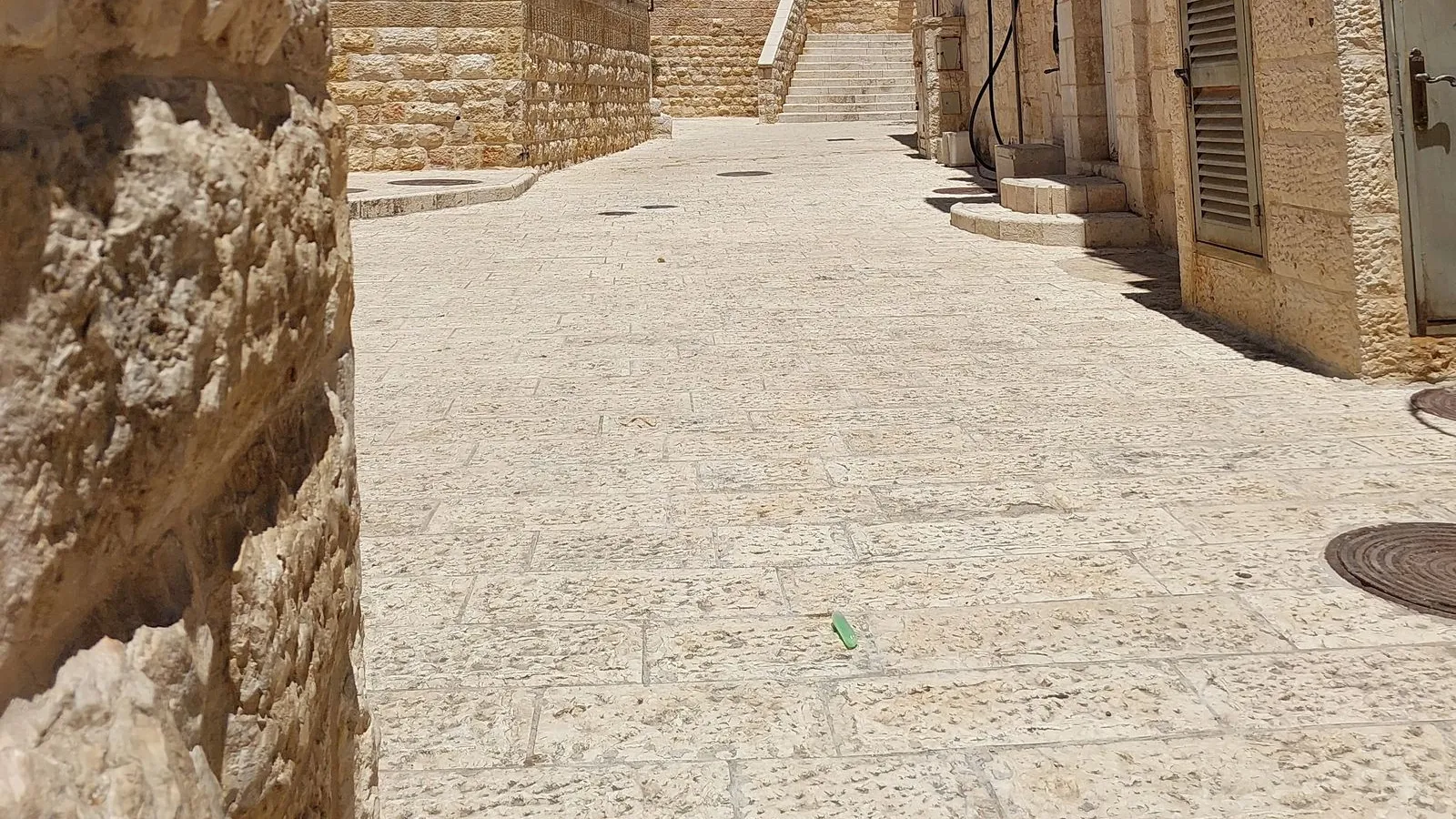Palestine: visas, tax & cost of living