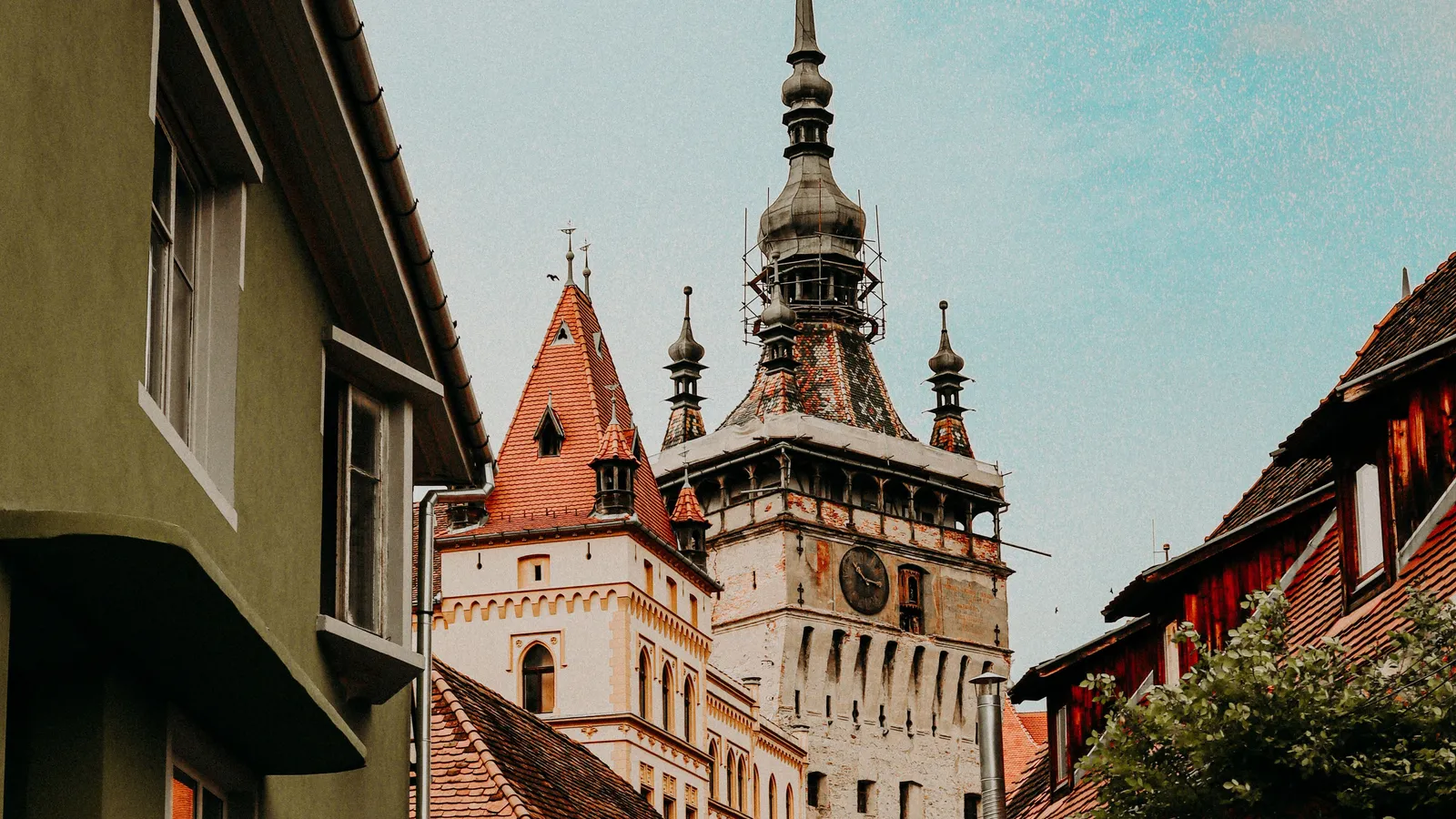 Romania: visas, tax & cost of living