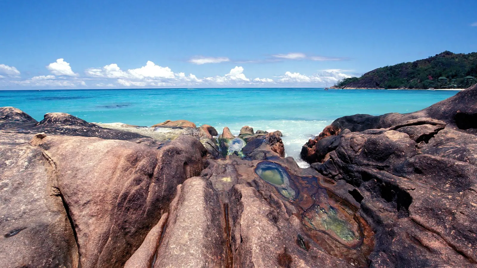 Seychelles: visas, tax & cost of living