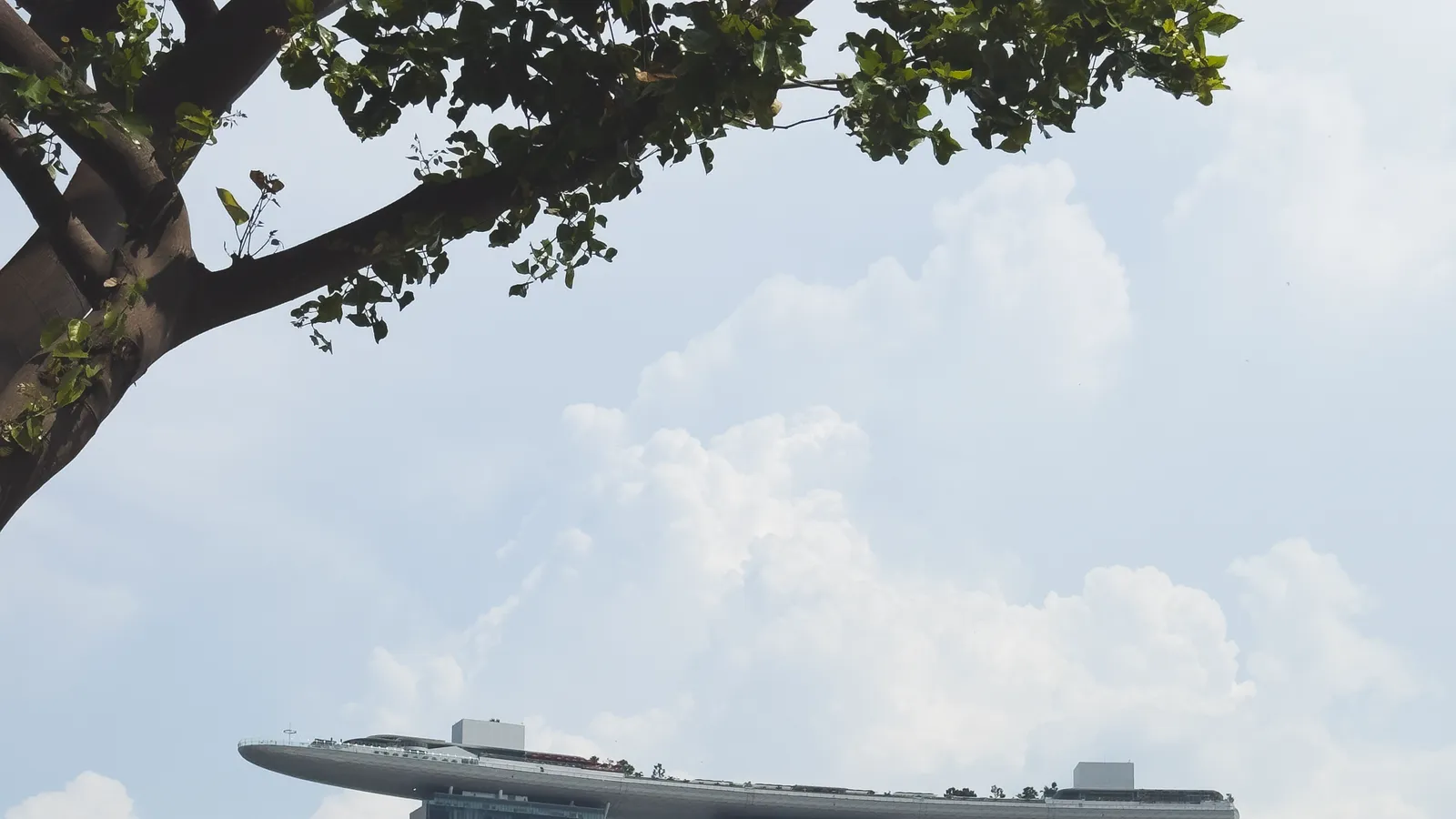 Singapore: visas, tax & cost of living