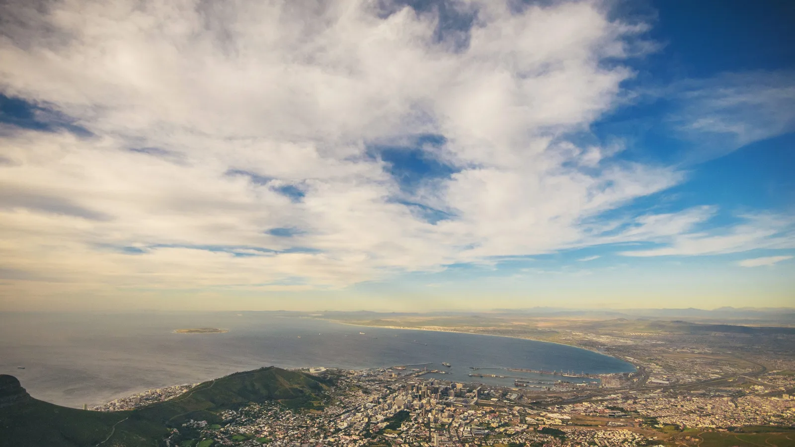 South Africa: visas, tax & cost of living