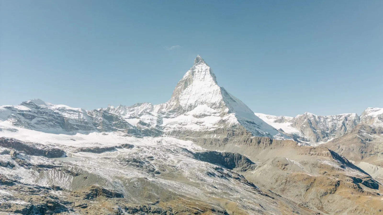 Switzerland: visas, tax & cost of living